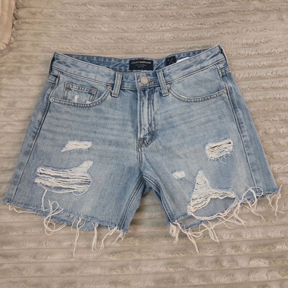 Lucky Brand Size 2 26 Distressed Denim Shorts Light Wash Frayed Boyfriend Short - Picture 1 of 8